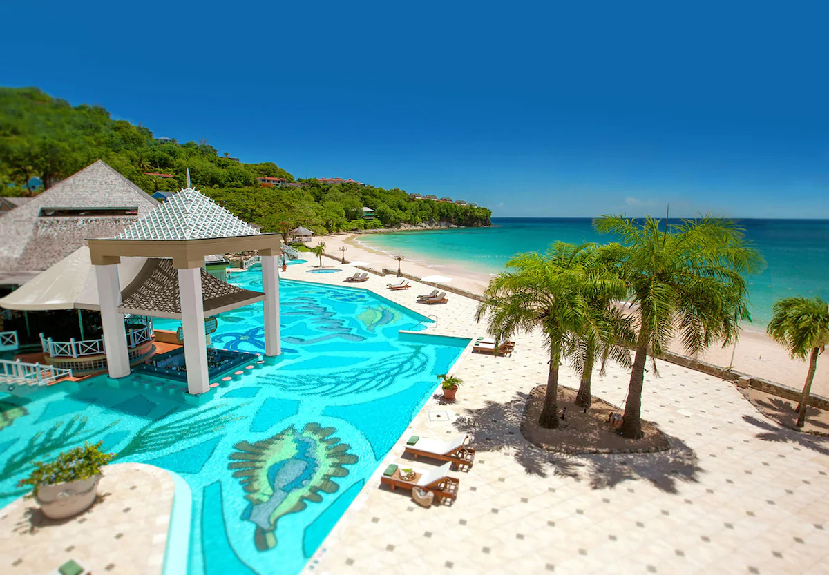 Sandals Regency La Toc