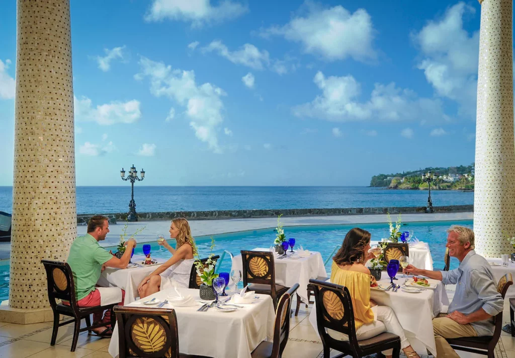 Gallery Sandals Regency La Toc