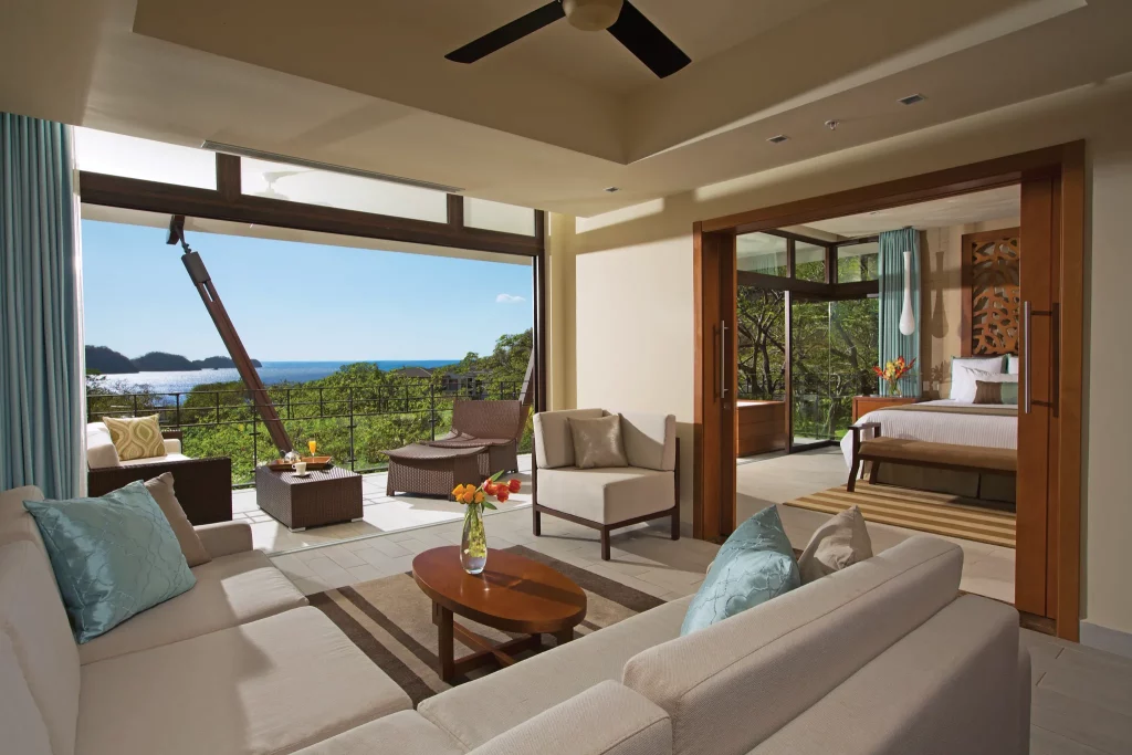 Preferred Club Master Suite Tropical View