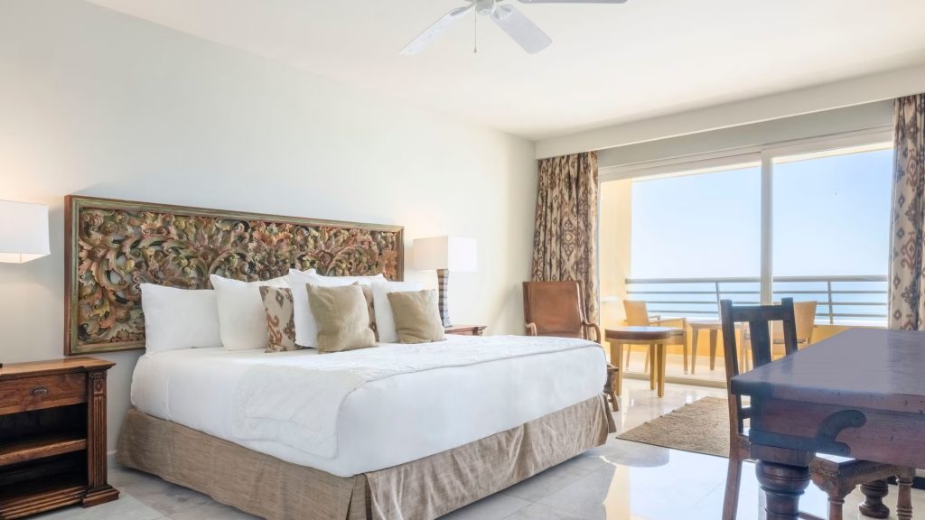 PENTHOUSE SUITE OCEAN FRONT