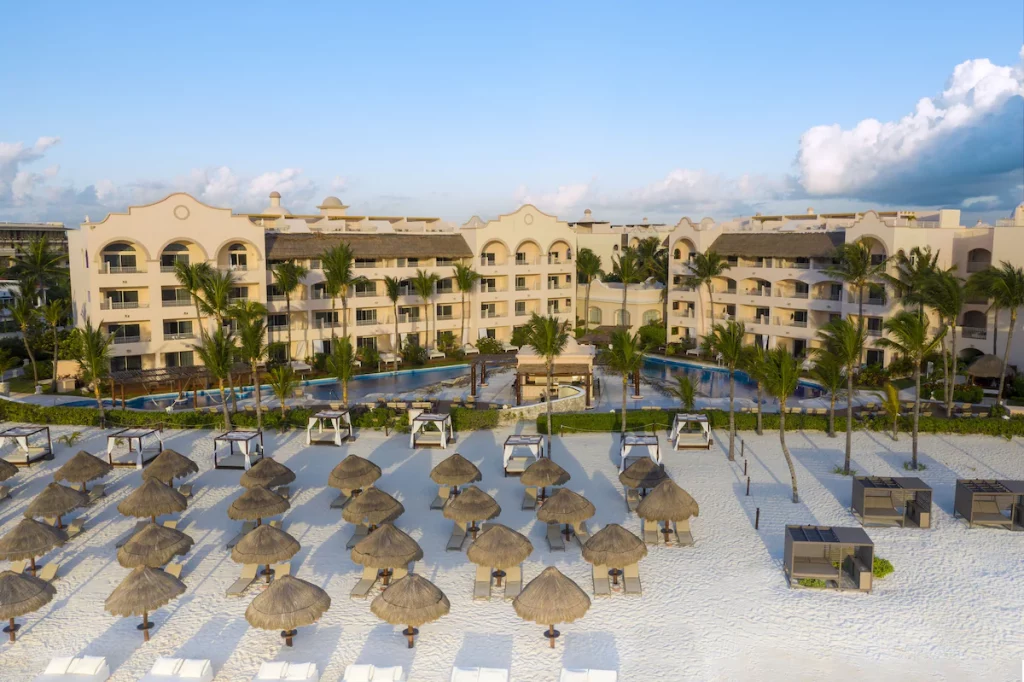 Gallery Excellence Riviera Cancun Hotel