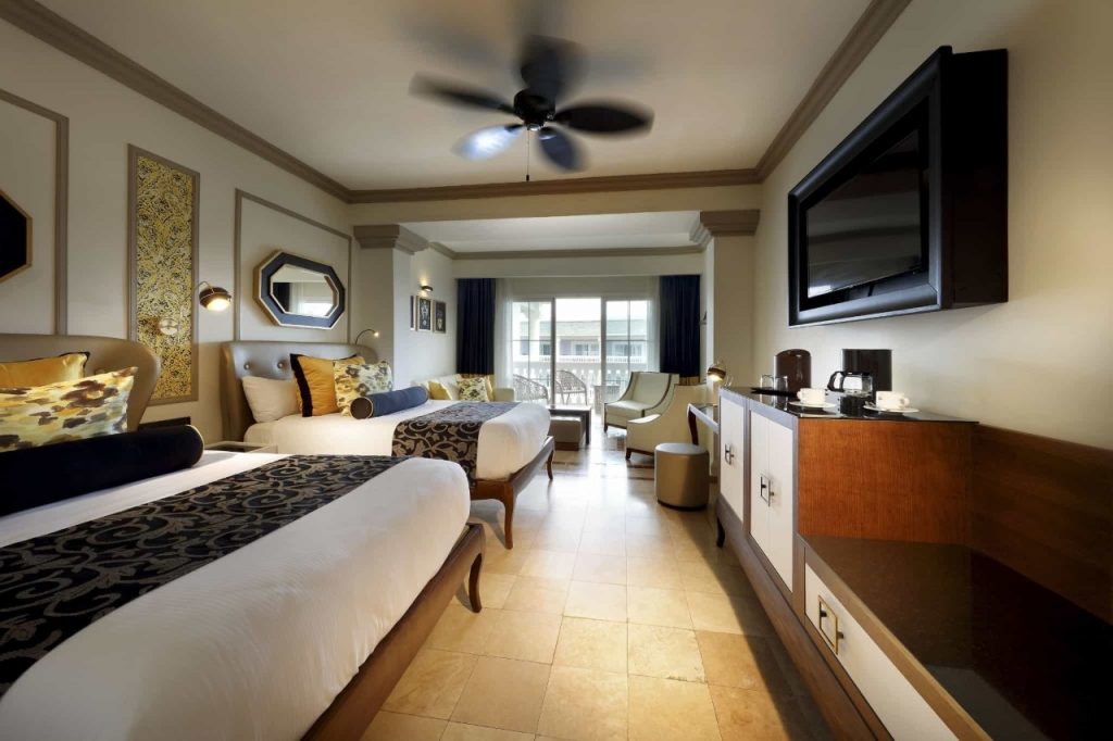 Junior Suite Beachside Ocean View