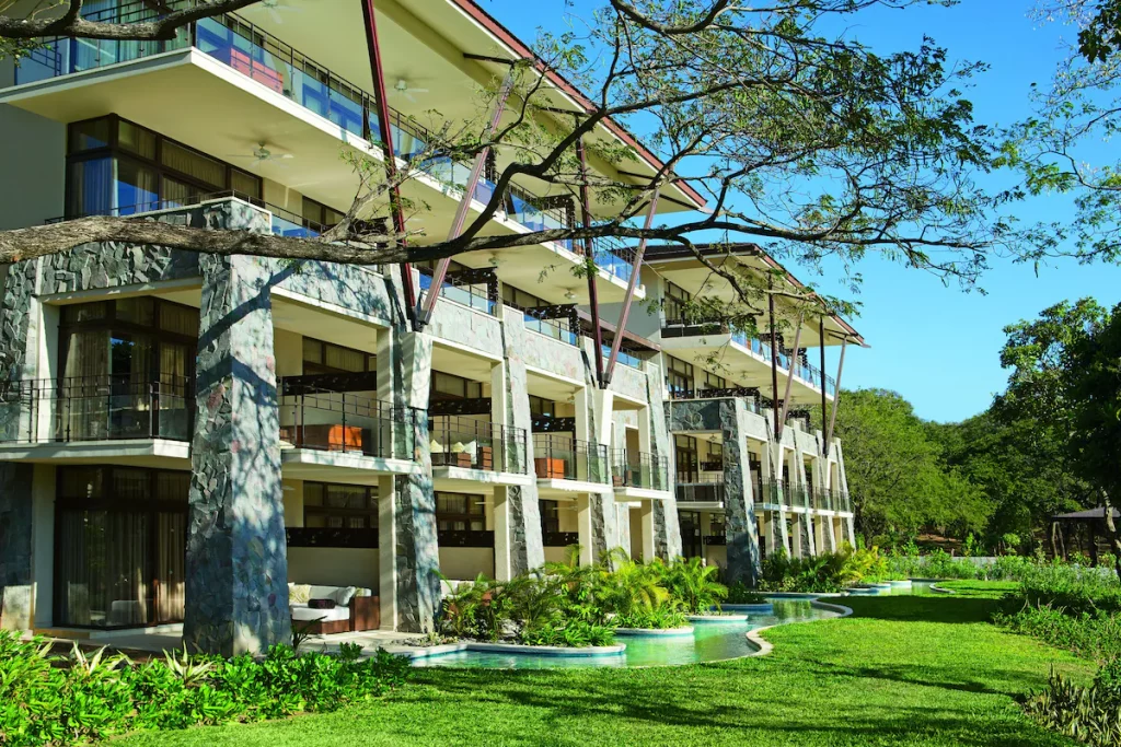 Gallery Dreams Las Mareas