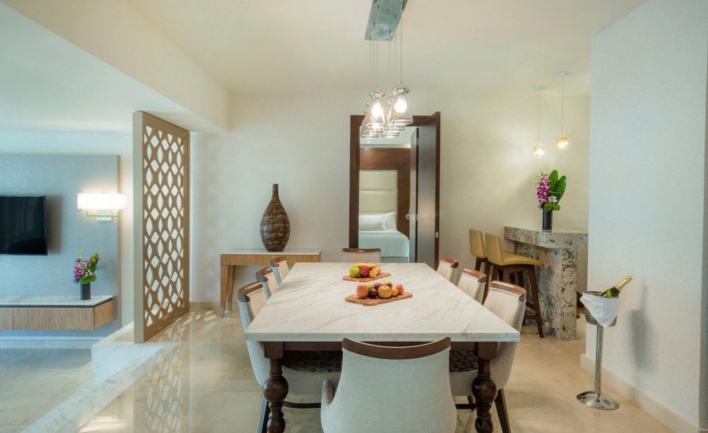 Grand Governor Suite