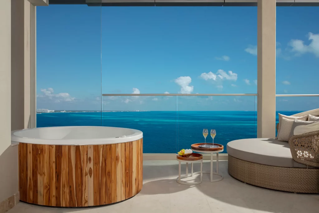 xhale club Presidential Suite Ocean Front