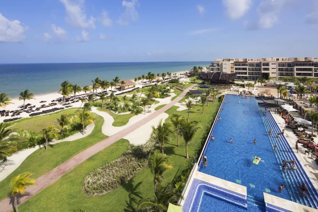 Gallery Royalton Riviera Cancun Resort & Spa