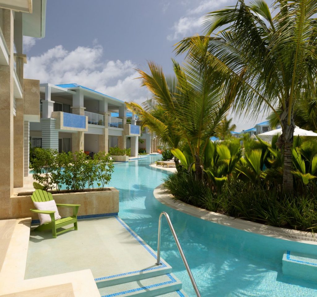 Island Reserve Swim Up Villa