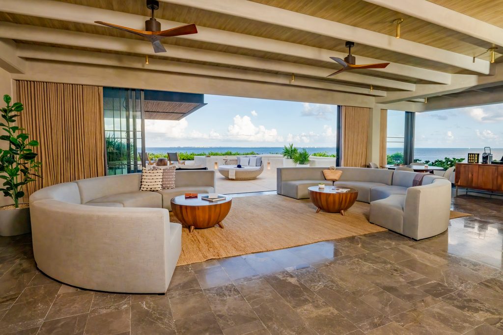 INSPIRA MASTER SUITE OCEANFRONT