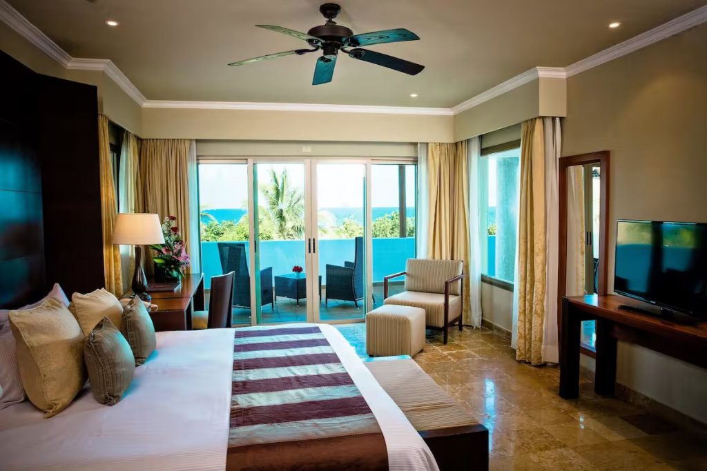 DIAMOND PRIVILEGE SUITE