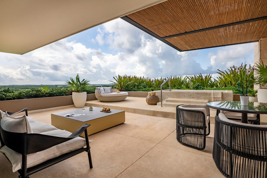 INSPIRA CORNER SUITE