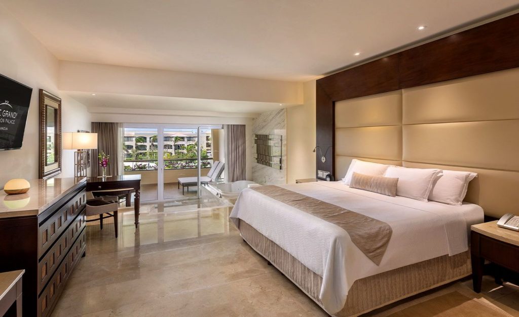 Grand Deluxe Garden View