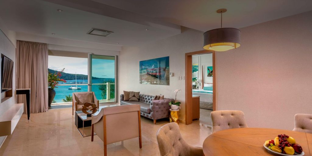 Superior Governor Suite