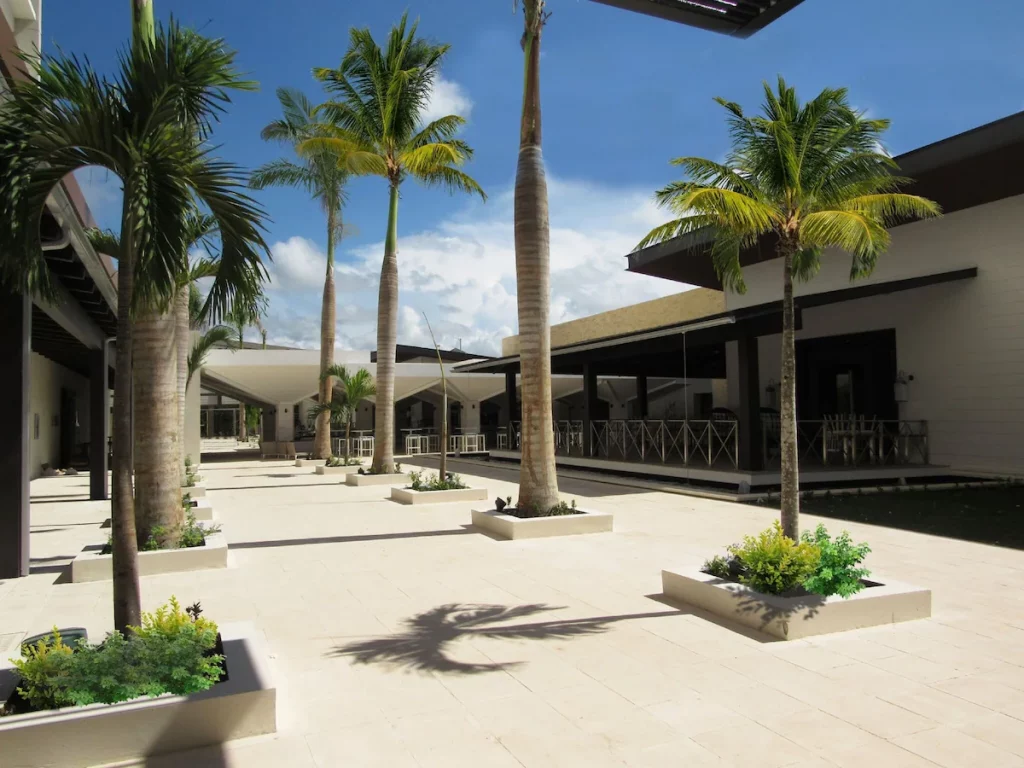 Gallery Royalton Blue Waters Montego Bay Resort