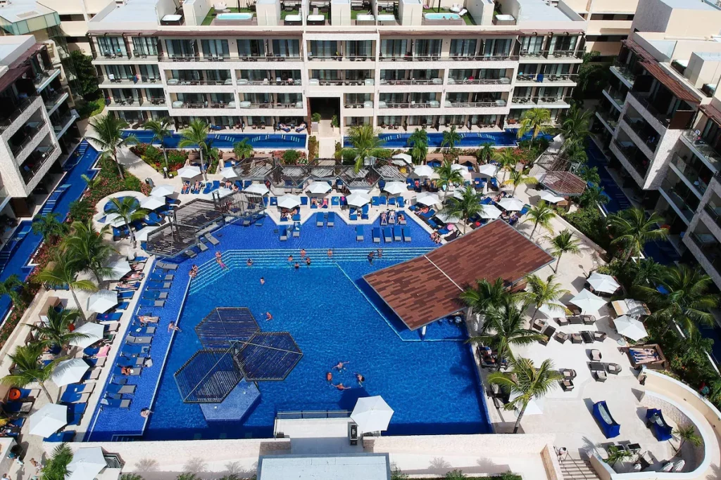 Gallery Royalton Riviera Cancun Resort & Spa