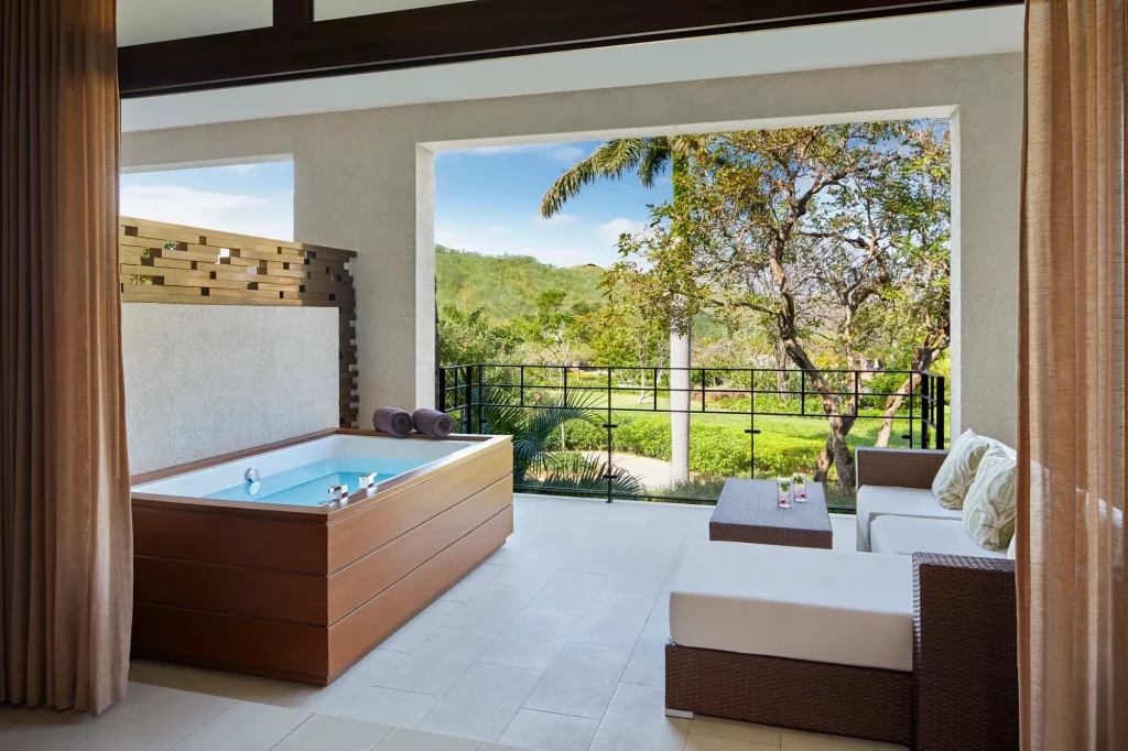 Preferred Club Junior Suite