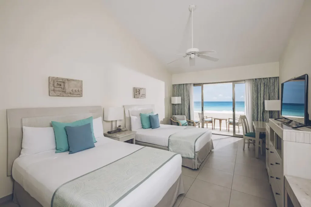 OCEAN FRONT SWIM OUT VILLAS