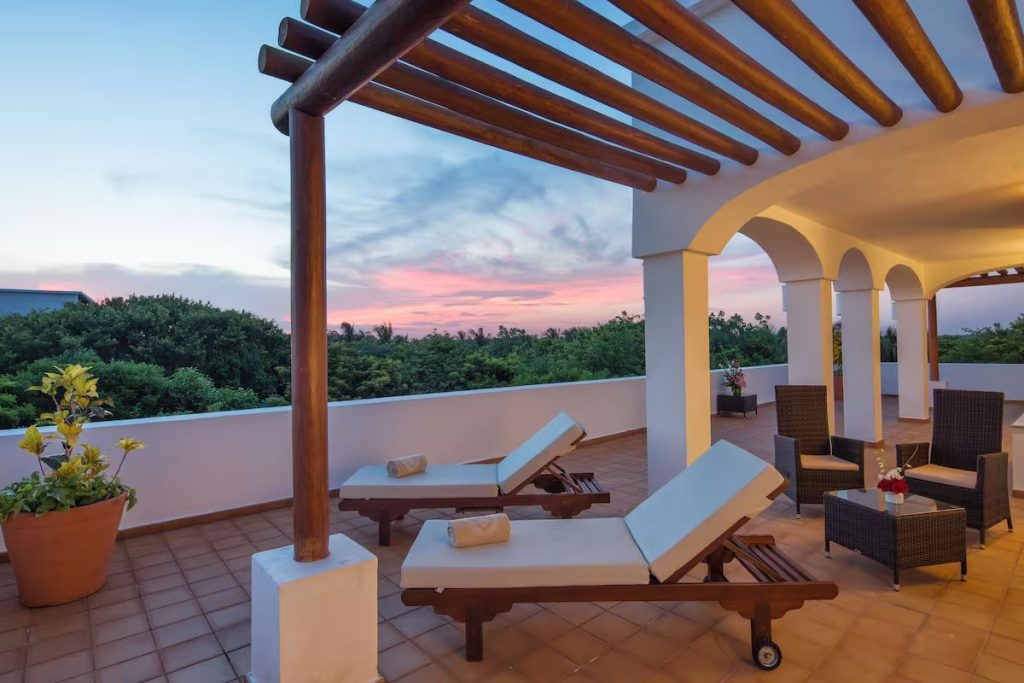 DIAMOND PRIVILEGE SUITE