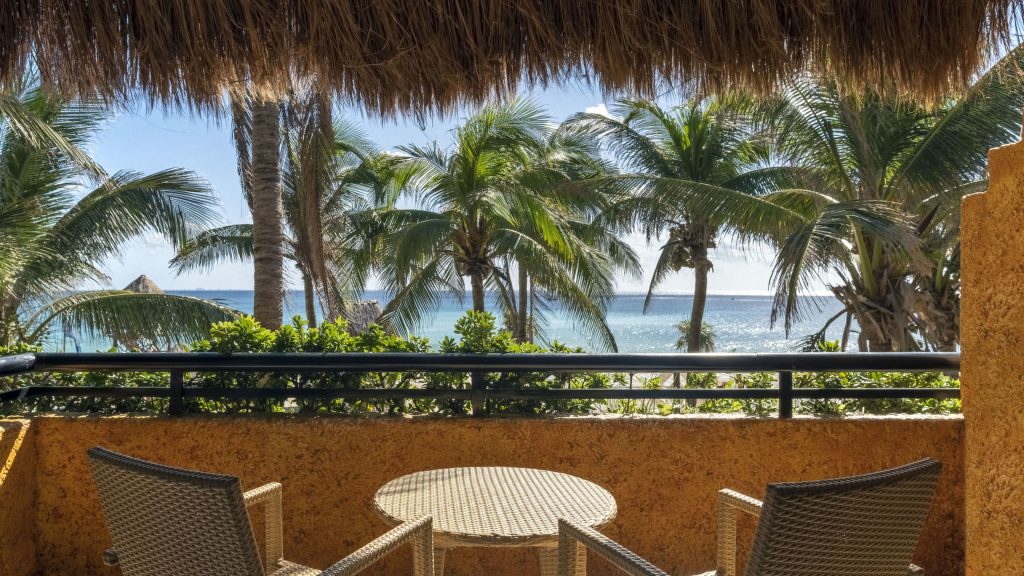 JUNIOR SUITE OCEAN FRONT