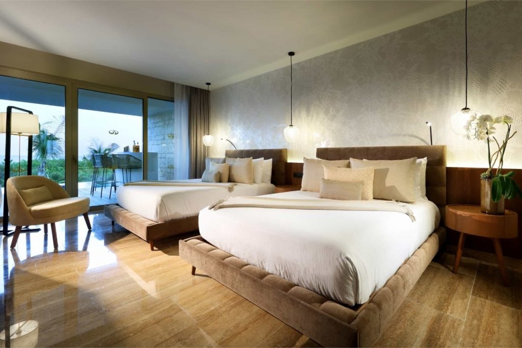 Signature Swim up Beachside Ocean View