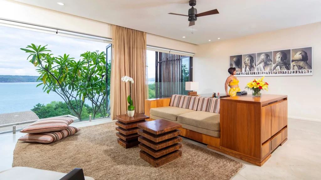 Andaz King Suite with Bay View