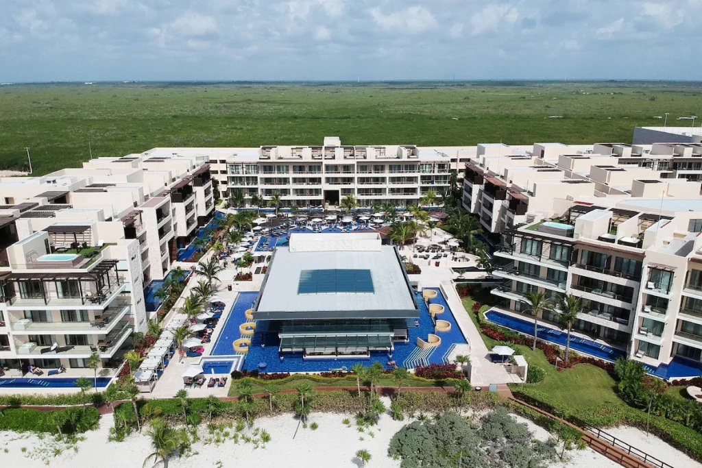 Gallery Royalton Riviera Cancun Resort & Spa