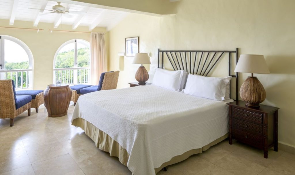 OASIS TWO BEDROOM GUESTROOM