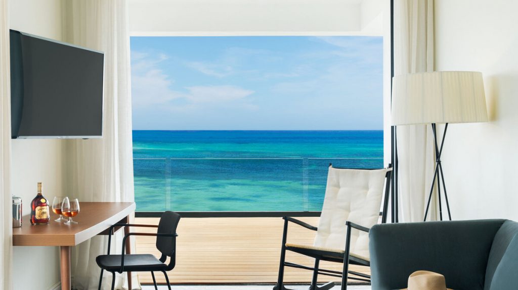 EXCELLENCE CLUB ROOFTOP TERRACE SUITE WITH PLUNGE POOL OCEAN FRONT