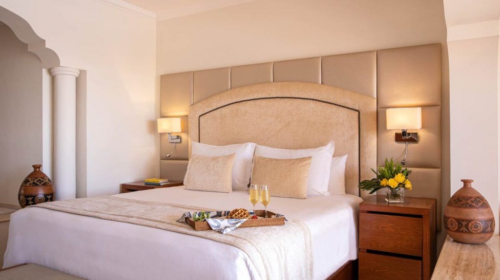 EXCELLENCE CLUB TWO-STORY ROOFTOP TERRACE SUITE OCEAN FRONT