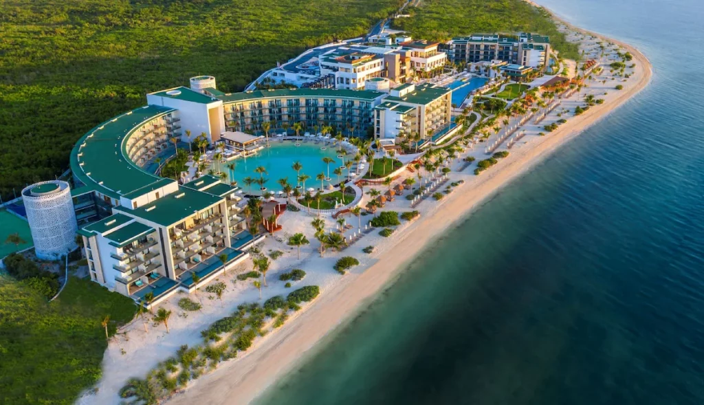 Gallery Haven Riviera Cancun Resort And Spa