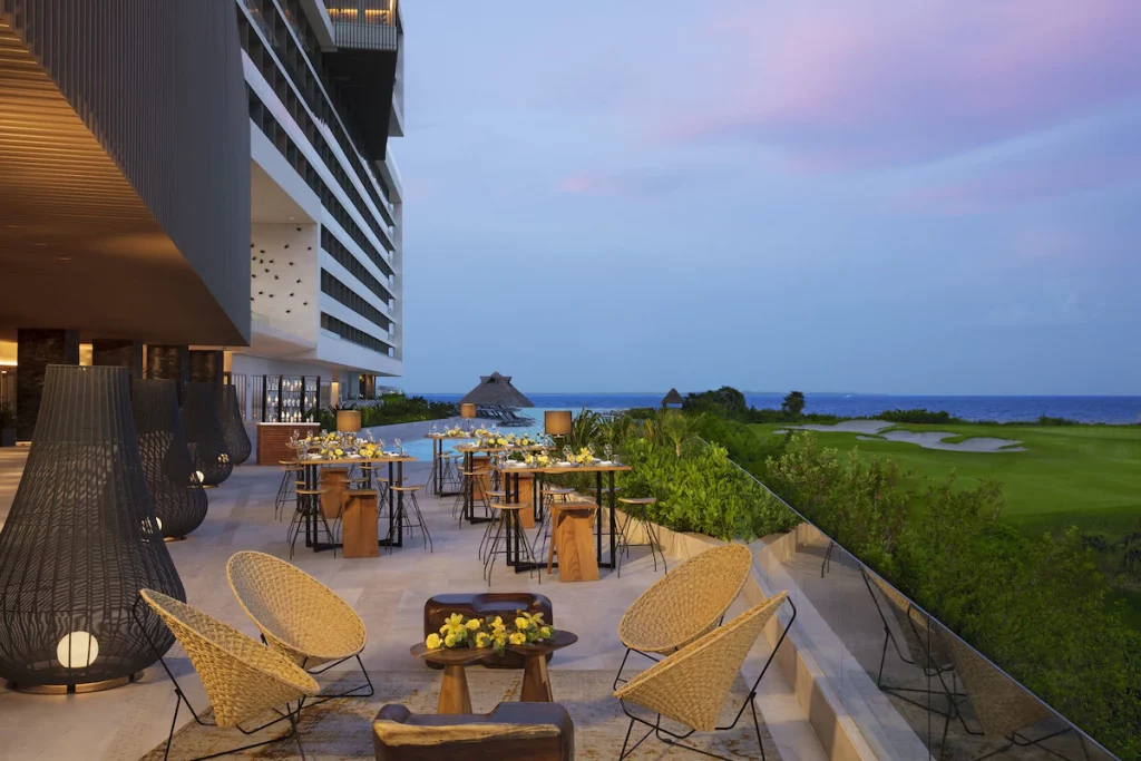 Gallery Dreams Vista Cancun Golf & Spa Resort