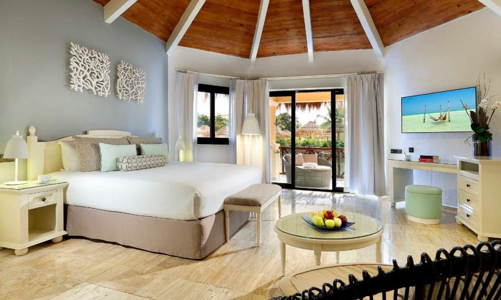 Romance Bungalow by the lake