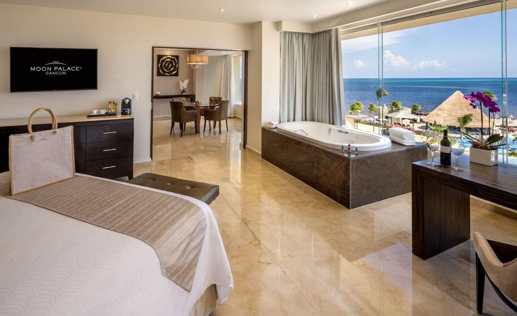 Superior Governor Suite