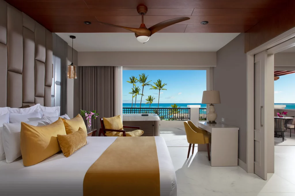 Preferred Club Master Suite Ocean Front