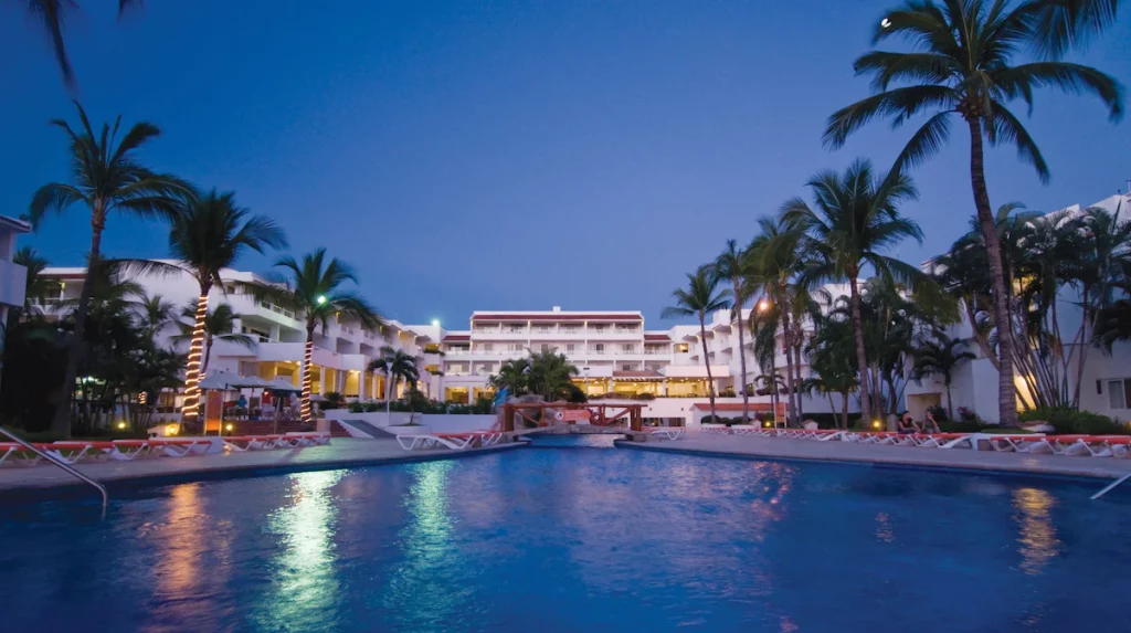 Gallery Marival Emotions Resort & Suites