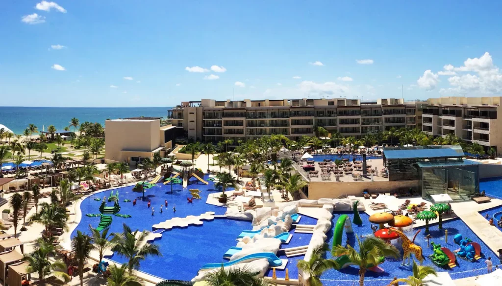 Gallery Royalton Riviera Cancun Resort & Spa