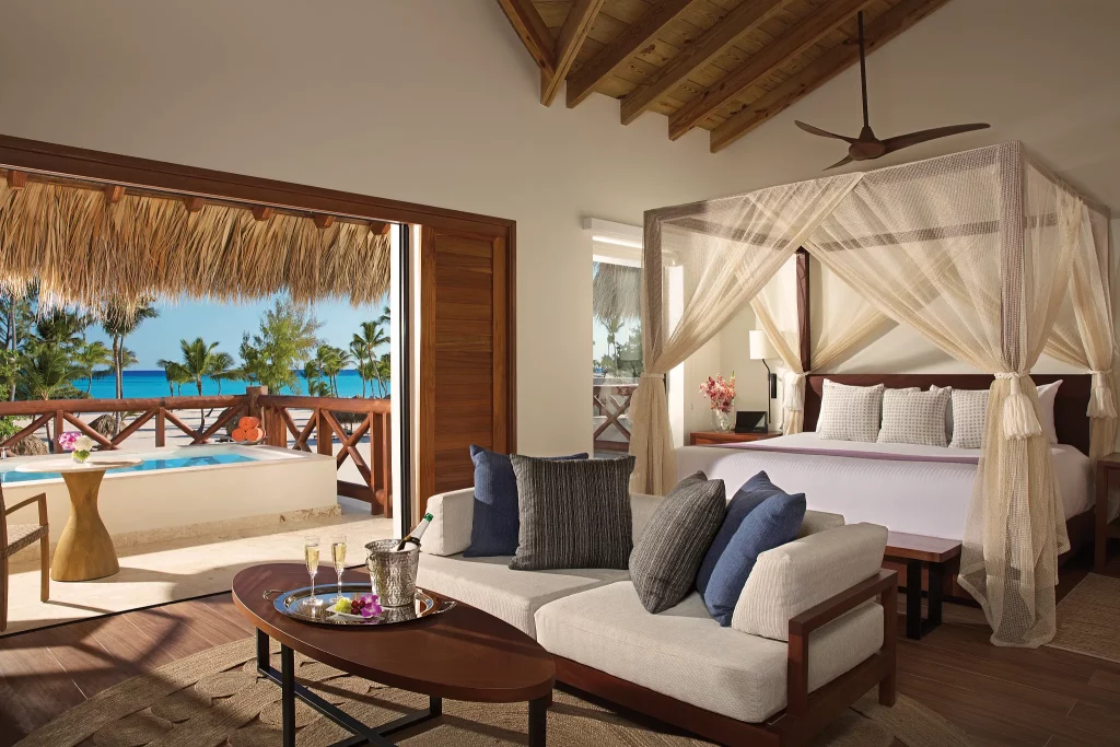 Preferred Club Bungalow Master Suite Ocean Front