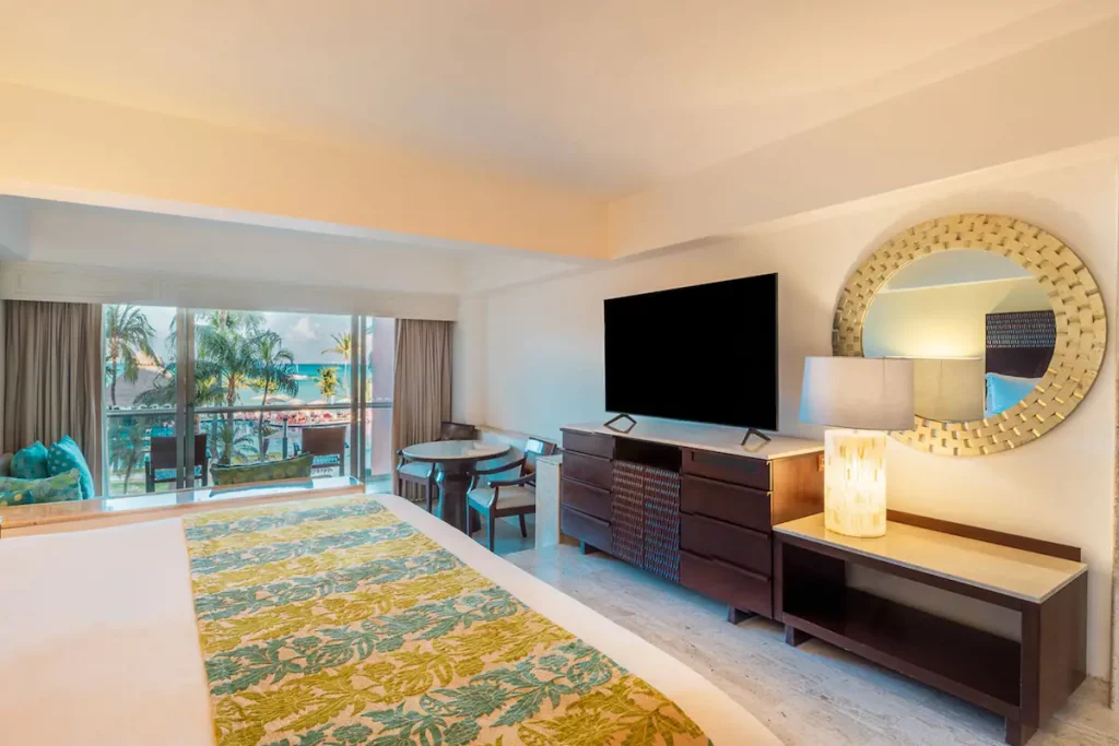 Ocean Front Two Bedroom Family & Friends Suite