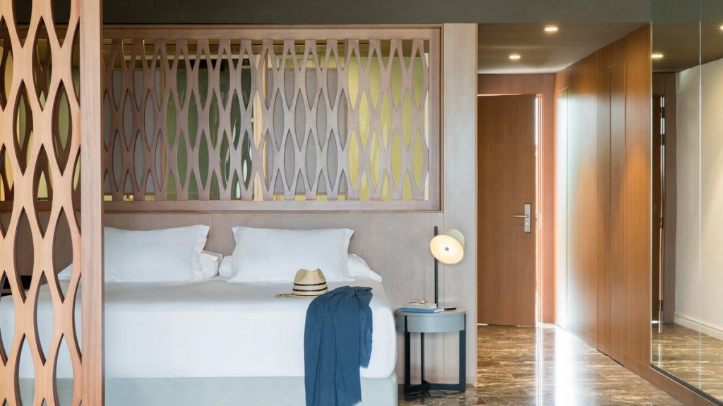 EXCELLENCE CLUB JUNIOR SUITE WITH PRIVATE POOL