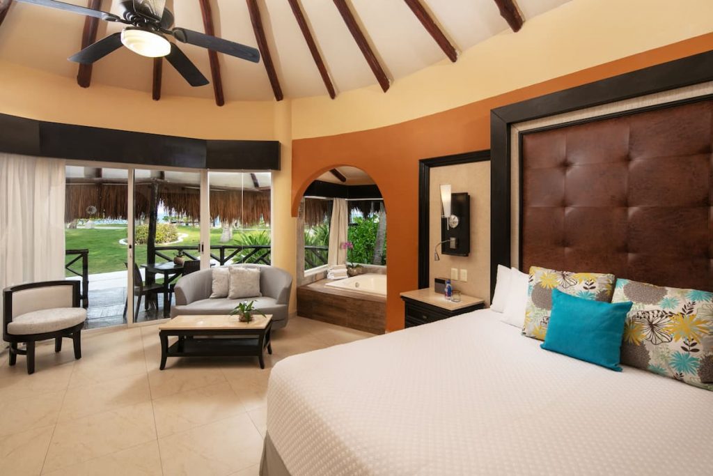 BEACHFRONT CASITA SUITE