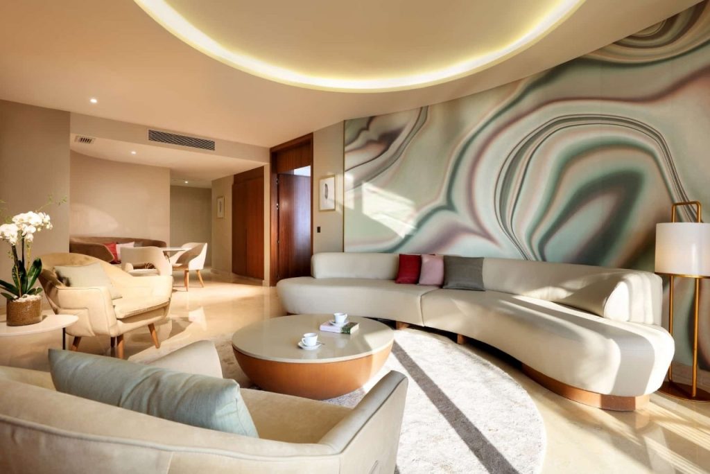 Signature Suite Swim Up Beachside Panoramic Ocean View