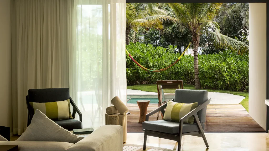 Bi Level Plunge Pool Suite