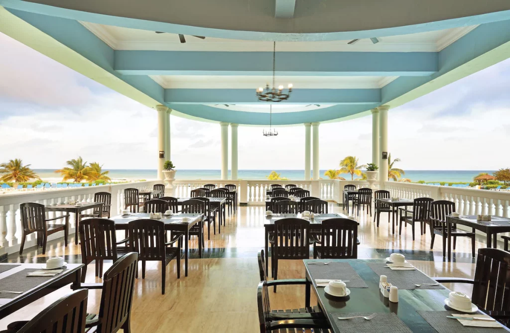 Gallery Grand Palladium Lady Hamilton