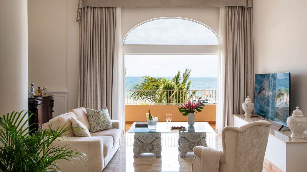 EXCELLENCE CLUB IMPERIAL SUITE