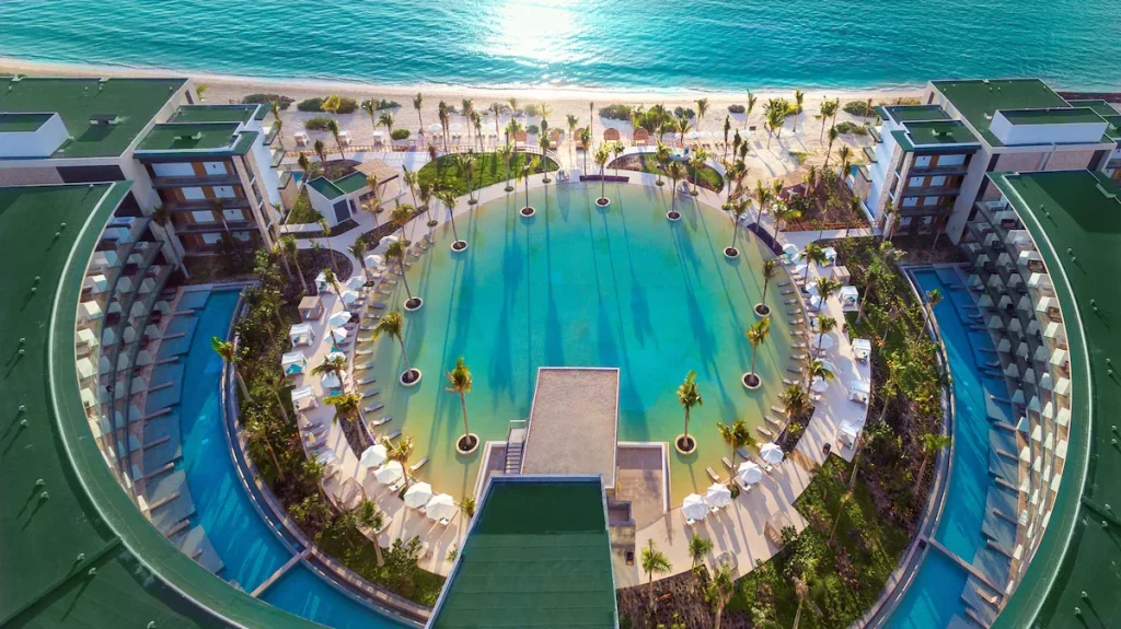 Gallery Haven Riviera Cancun Resort And Spa