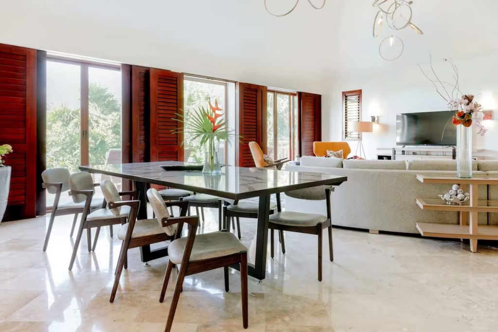 El Camaleon Presidential Suite