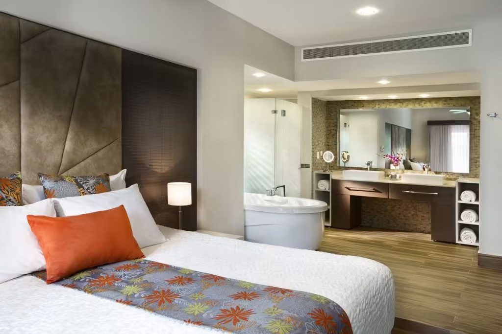 ONE BEDROOM PENTHOUSE RESORT RESIDENCE