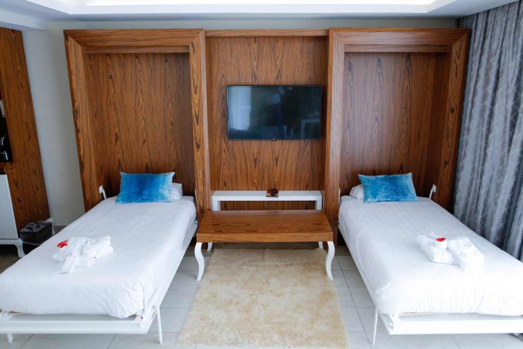 Family Suite (Outdoor Jacuzzi)