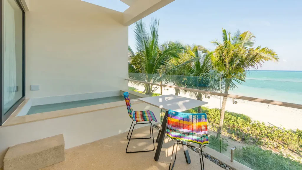 Beach Front Plunge Pool Studio