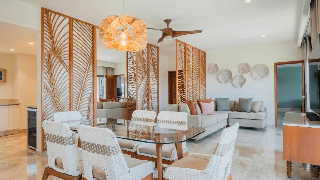 ROSE GOLD PENTHOUSE SUITE