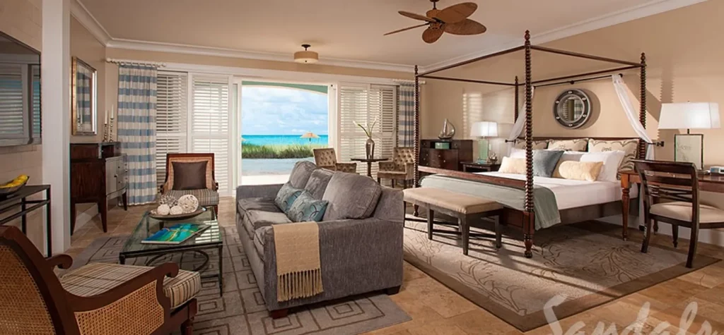 Beachfront Oversized Walkout Butler Villa Suite